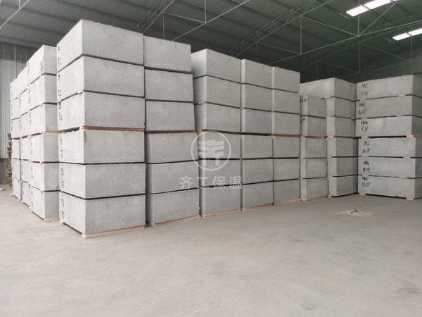 無(wú)機(jī)復(fù)合聚苯不燃保溫板